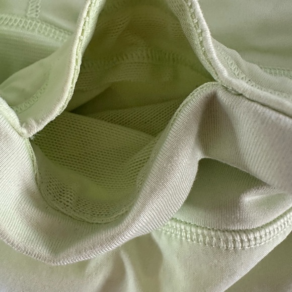 Neon yellow/green Lululemon speed up shorts lined sz 6 - Picture 6 of 9